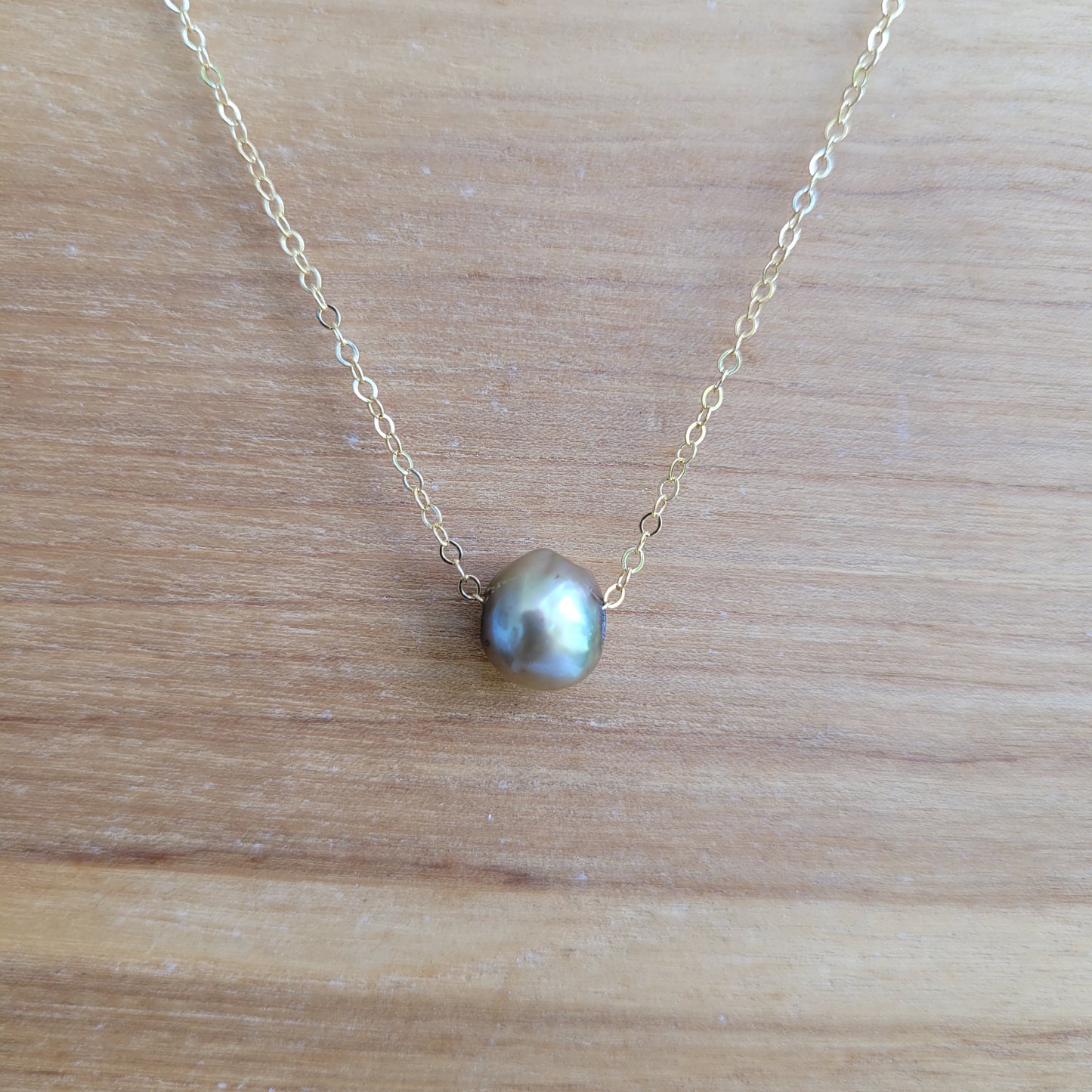 Floating Pearl Necklace