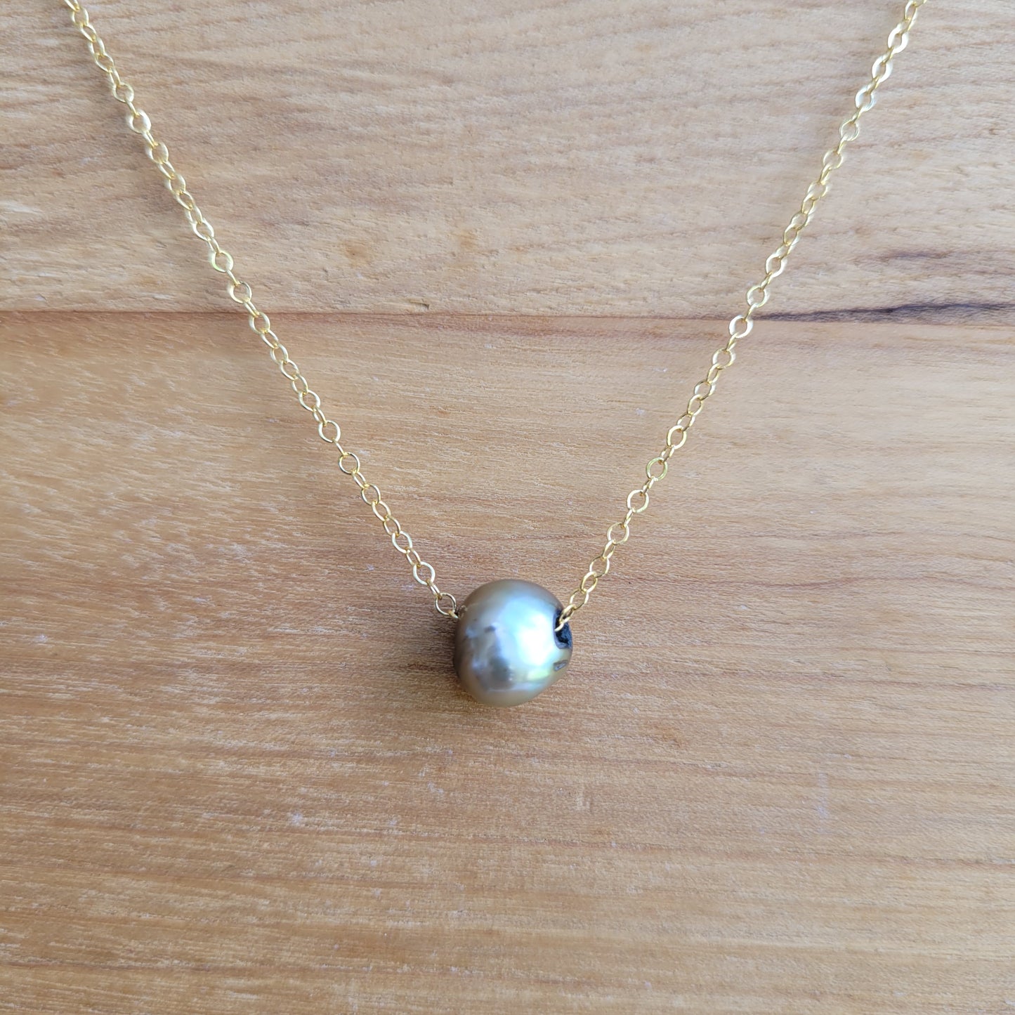 Floating Pearl Necklace