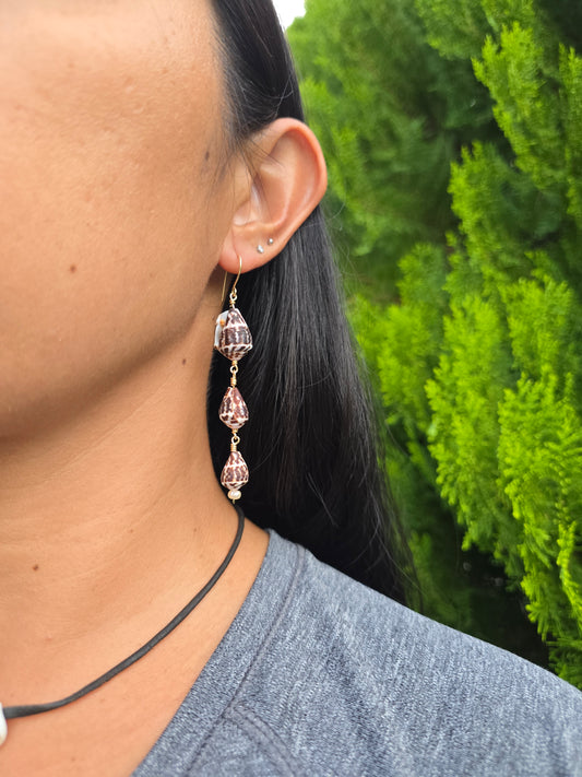 Triple cone shell dangle
