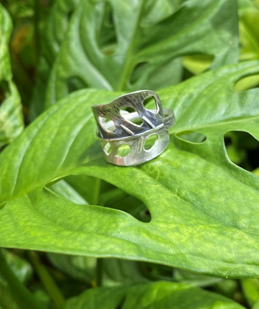 Monstera Adansonii Ring